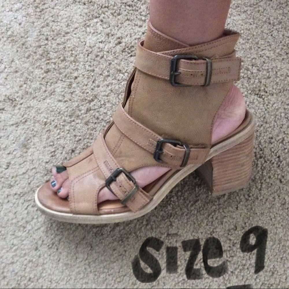 Ecote Caged Peep Toe Sandals
